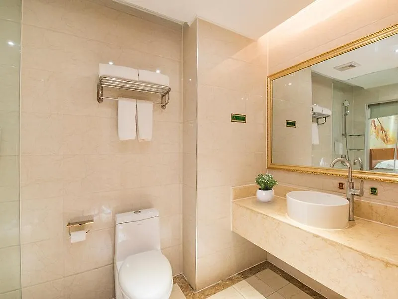 Vienna Hotel Zhengzhou Airport